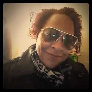 Meet your Posher, Nafeesa